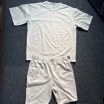 화이트 코튼 T셔츠 숏팬츠 셋업