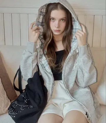 Birthday room 후드 체크 무늬 후드티