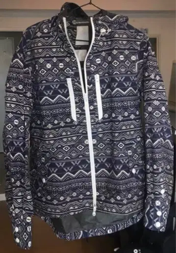 White Mountaineering GORE-TEX 마운틴 후드티