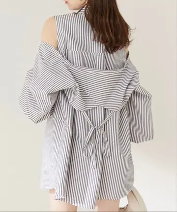 Chico 백 디자인 멀티 웨이 어깨 트임 셔츠