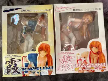 DEAD OR ALIVE 카스미 1/6 스케일 피규어 2체 세트