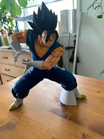 베지터 피규어 전투 포즈