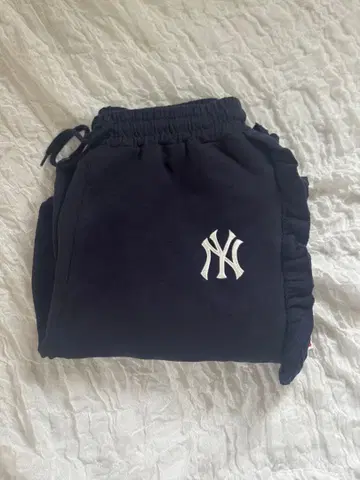 New York Yankees 프릴 스웨트 팬츠