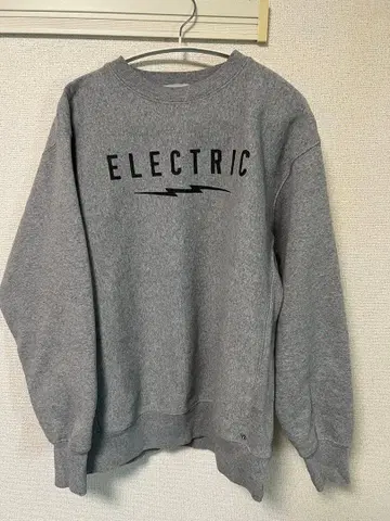 ELECTRIC 맨투맨 트레이닝복