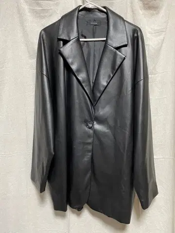 비건 가죽 코쿤 자켓 jeanasis