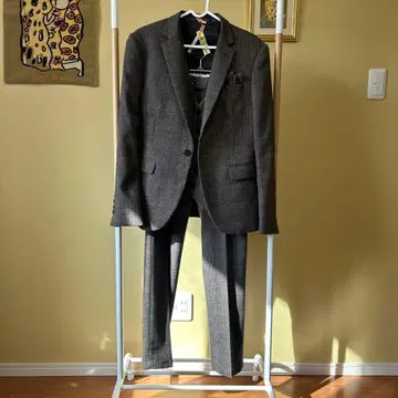 남성용 브라운 체크 3피스 수트