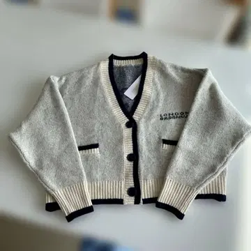 [ 미사용품 ] 브리티시 로고 가디건 여성용 프리 사이즈