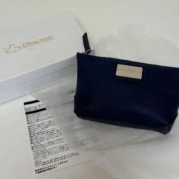 디즈니 호텔 네이비 가죽 파우치