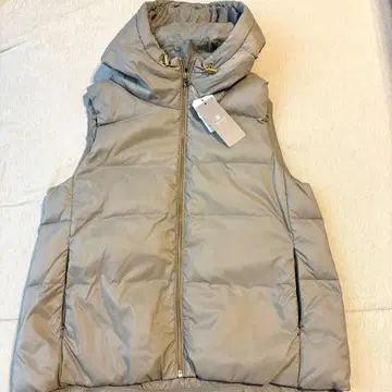 [ 미사용 ] 나노 유니버스 발수 가공 라이트 다운 베스트 프리 사이즈