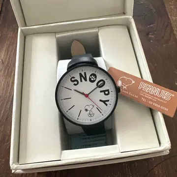 PEANUTS 스누피 손목시계 블랙 미사용