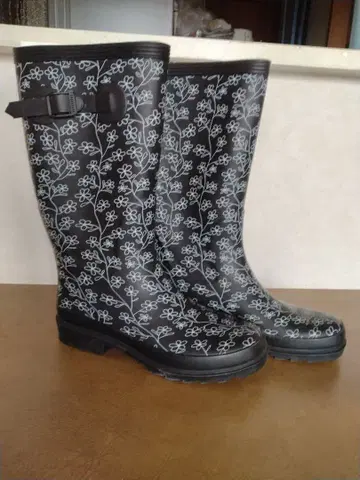 꽃무늬 롱 부츠 장화