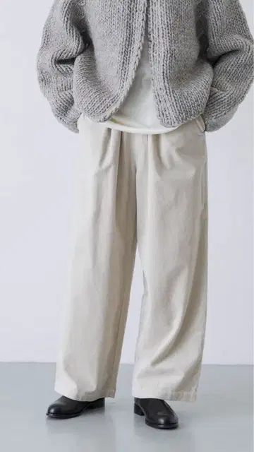 [택 포함 새상품] 카구레 코튼 벨벳 이지 팬츠 아이보리