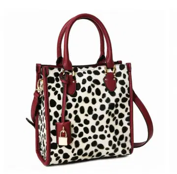 달마시안 패턴 에코 퍼 숄더백