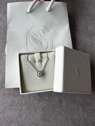 스와로브스키 펜던트 Una Angelic 라운드 화이트/로듐