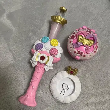 프리큐어 완구 세트 빛나는 거울 포함