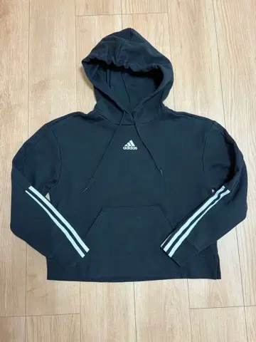 adidas 블랙 후드티 S 사이즈