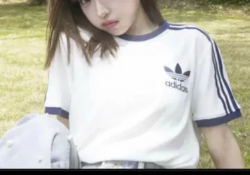 신상 아디다스 오리지널 블루 T셔츠