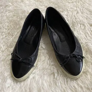 ecco 블랙 리본 포함 플랫슈즈 36 사이즈 23.0cm 상당