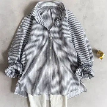 새상품급 NOBLE 컬러 스트라이프 볼륨 슬리브 셔츠 블루 일본제