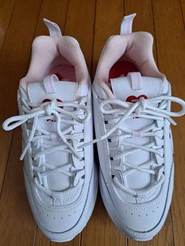 스니커즈 FILA 휠라 디스트레이서 하트