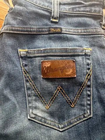 Wrangler 랭글러 빈티지 가공 스트레이트 데님 팬츠 28