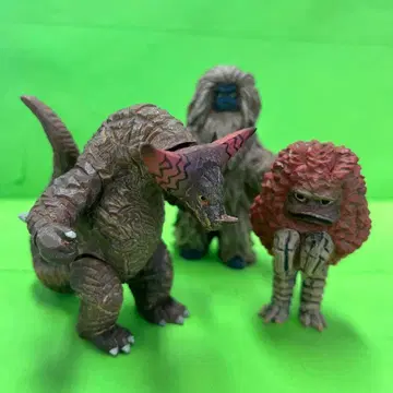 하시모토 미오 울트라 괴수 조각해 봤다. 피그몬 고모라 우