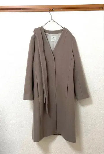 나노 유니버스 그레이 베이지 롱 코트 사이즈 38 새상품급