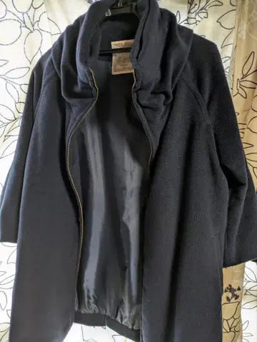 비어즐리 네이비 코트 프리 사이즈