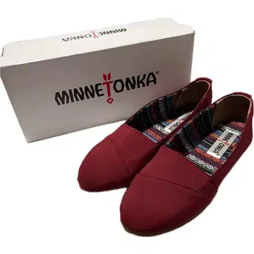 Minnetonka (미네통카) 미사용 박스 포함 슬립온 신발