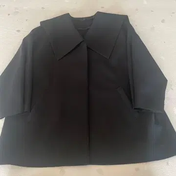 LIten 리텐 세일러 카라 코트