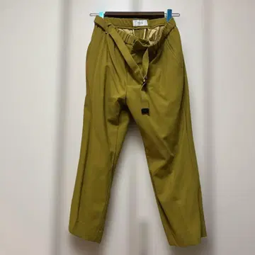 WELLDER 올리브 그린 슬랙스