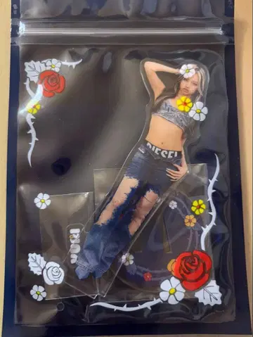 [ 익명 배송 ] HANA YURI 아크릴 스탠드