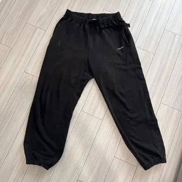 VIVASTUDIO 블랙 스웨트 팬츠