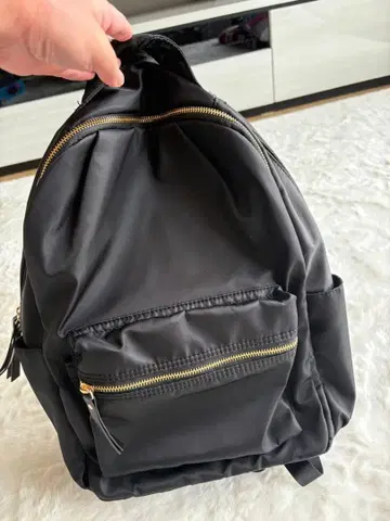 나일론 블랙 백팩