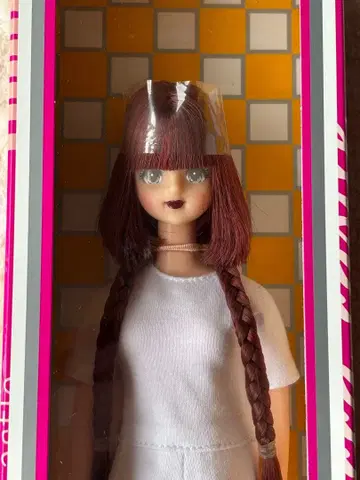 2021년도판 할로윈 모델 제니