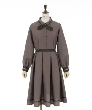 새상품급. axes femme 타이 원피스 모카