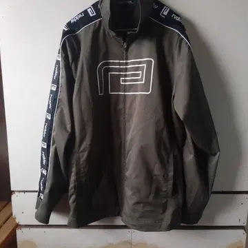 리버설 나스카와 착용 세트 up