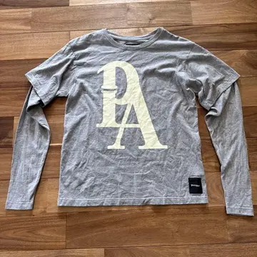 peace and after 로고 긴팔 티셔츠 그레이