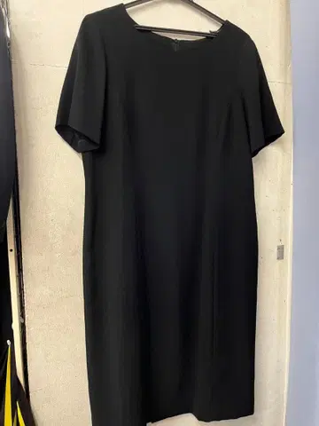 미사용 블랙 포멀 원피스 반팔 15호