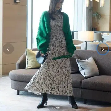 데콜테 오픈 도트 프린트 원피스 SNIDEL