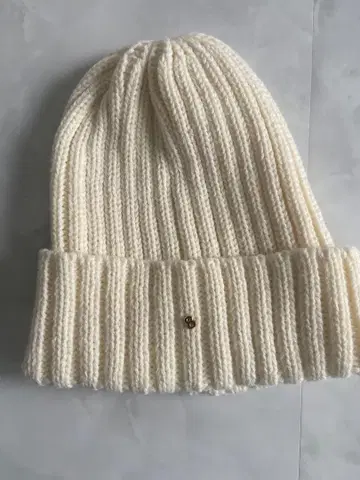 muta 아이보리 니트 모자