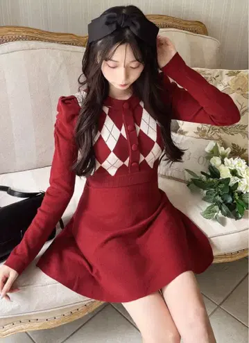 MIIA 아가일 무늬 미니 플레어 원피스