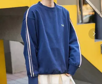 프릭스스토어 라인 맨투맨