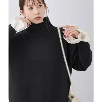 미사용 새상품 로페피크닉 사이드슬릿 니트 풀오버