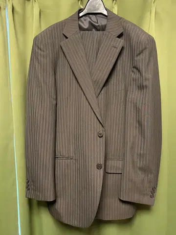 새상품급 그레이 스트라이프 비즈니스 정장 셋업