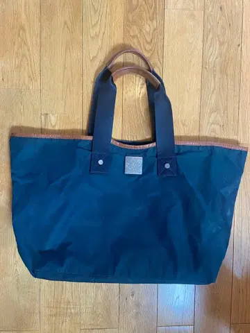 네이비 나일론 토트백