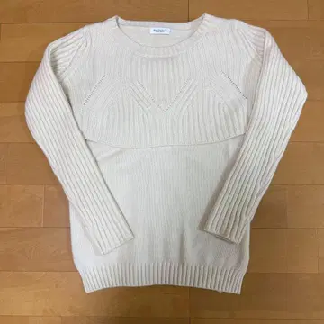 [ beauty and youth ] 화이트 니트