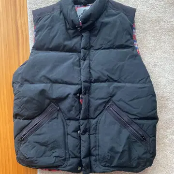 X-LARGE 블랙 다운 베스트 L 사이즈