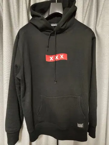 블랙 후드티 XXX 로고 포함