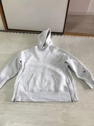 Champion Reverse Weave 후드티 M 사이즈